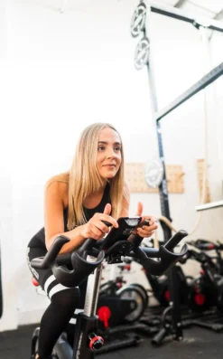 2-PIECE SET: @theGym Black-Leopard Sports Bra & Leggings -Gym Equipme Sales at the gym 2020 00356 1