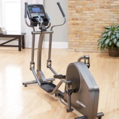 Life Fitness E1 ELLIPTICAL CROSS-TRAINER -Gym Equipme Sales e1 elliptical in living room