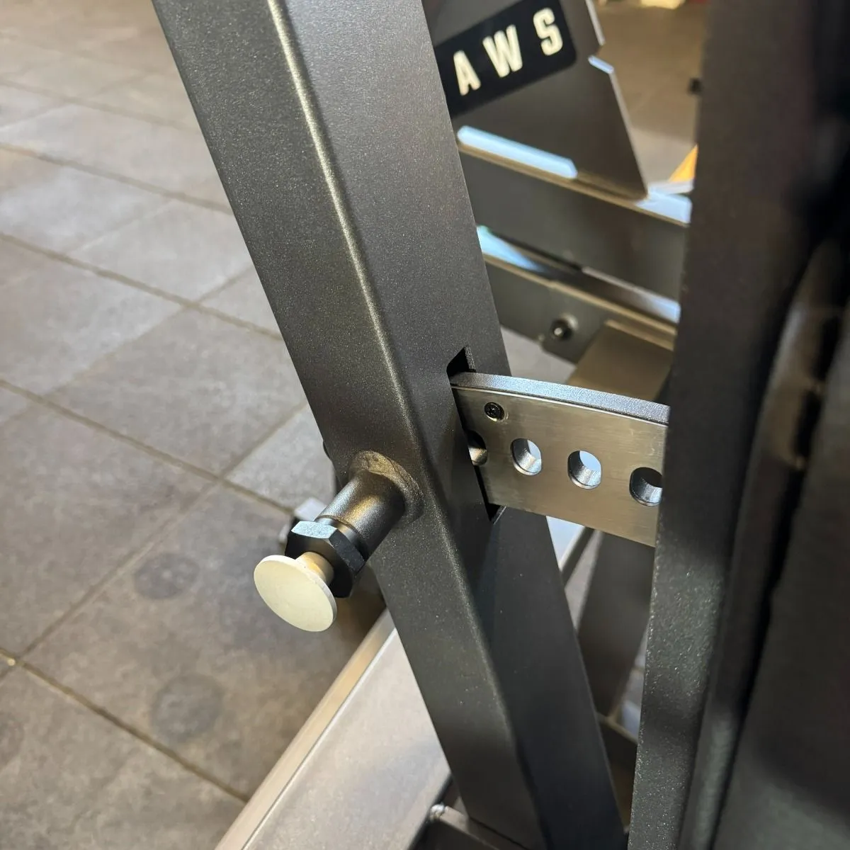 JAWS Strength Vertical Smith Chest Press 10 JAWS Strength Vertical Smith Chest Press - Image 8